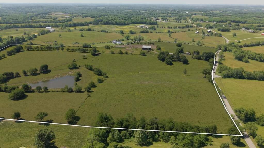 2 Bedroom Farm/Ranch/Plantation's Image 9