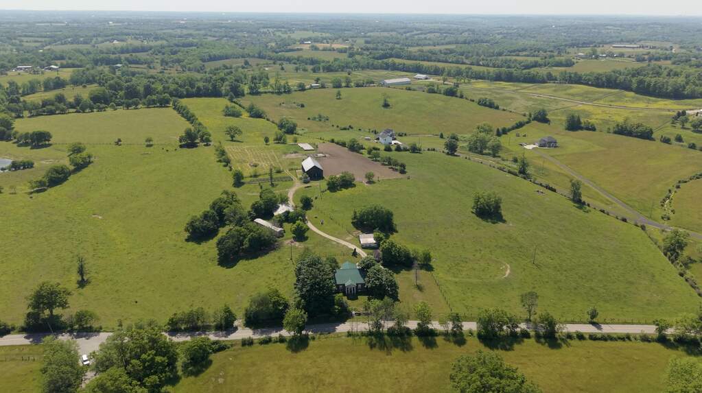 2 Bedroom Farm/Ranch/Plantation's Image 13