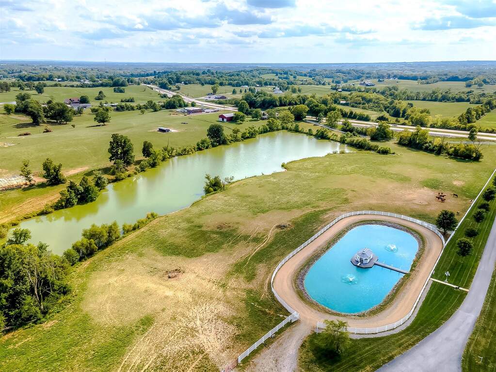 4 Bedroom Farm/Ranch/Plantation's Image 99