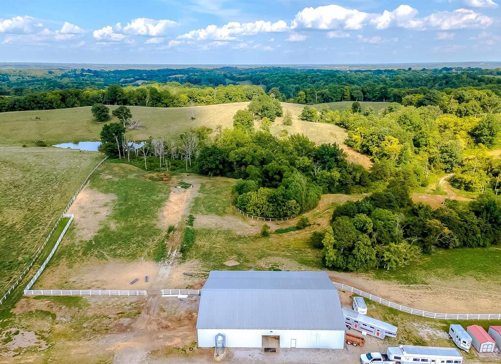 4 Bedroom Farm/Ranch/Plantation's Image 100
