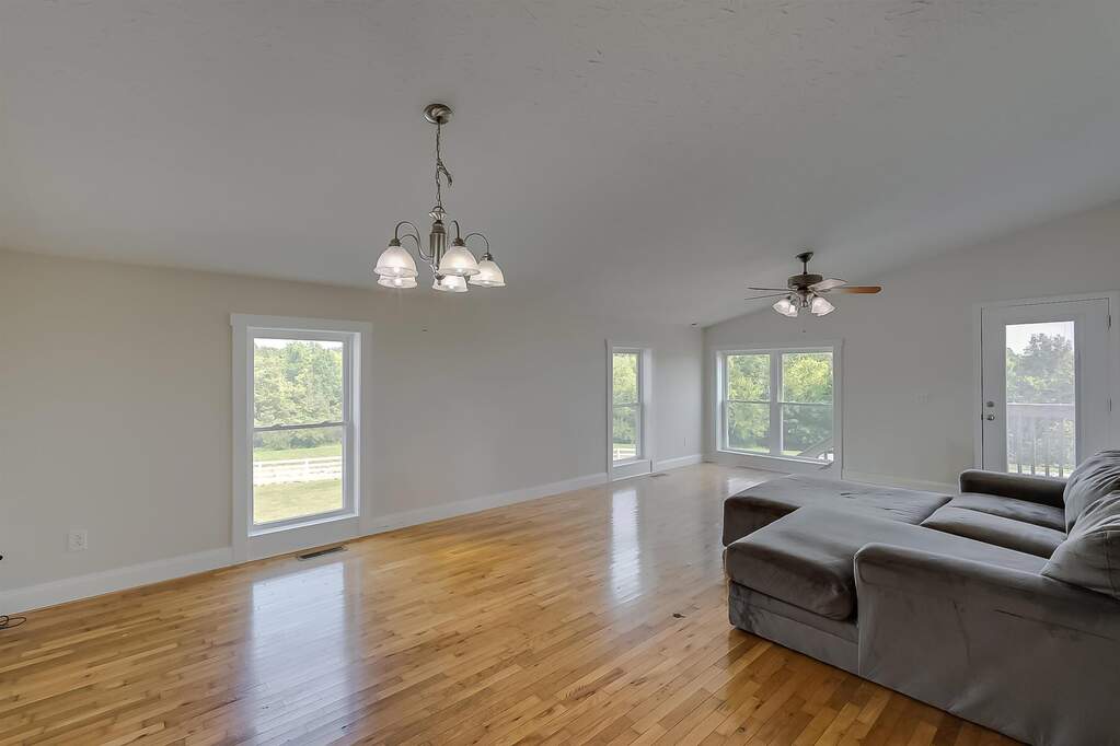 4 Bedroom Farm/Ranch/Plantation's Image 61