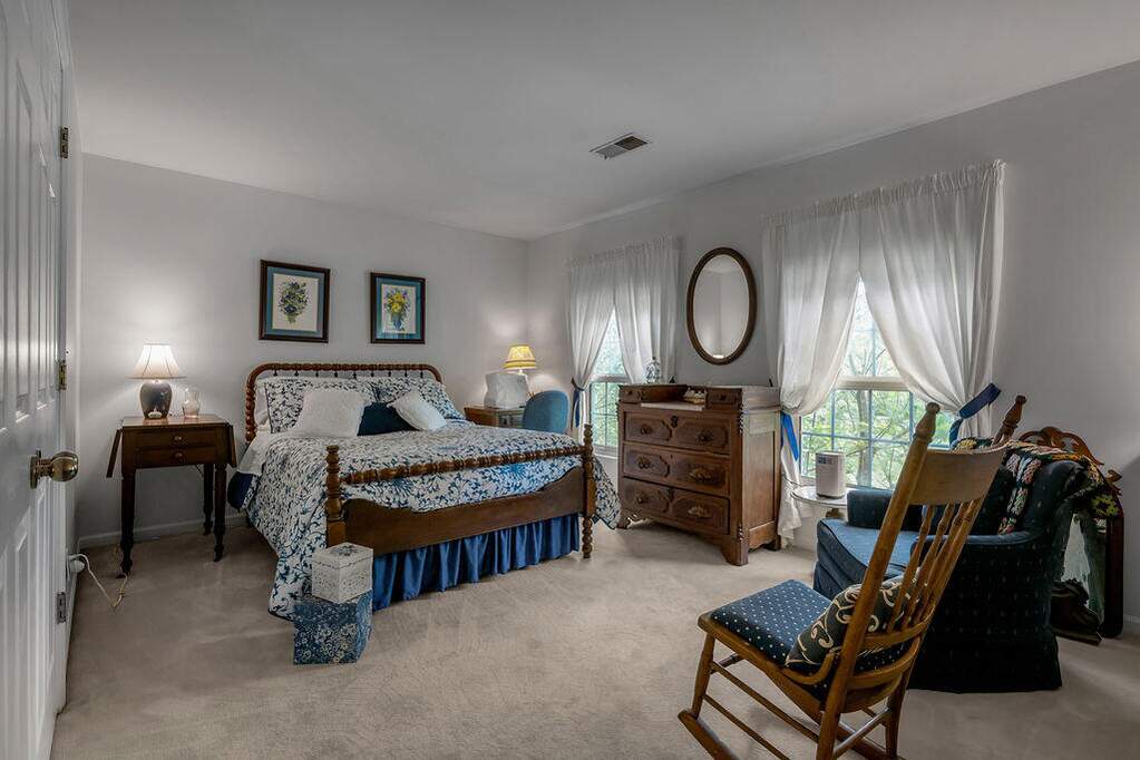4 Bedroom Single Family Home/House's Image 21