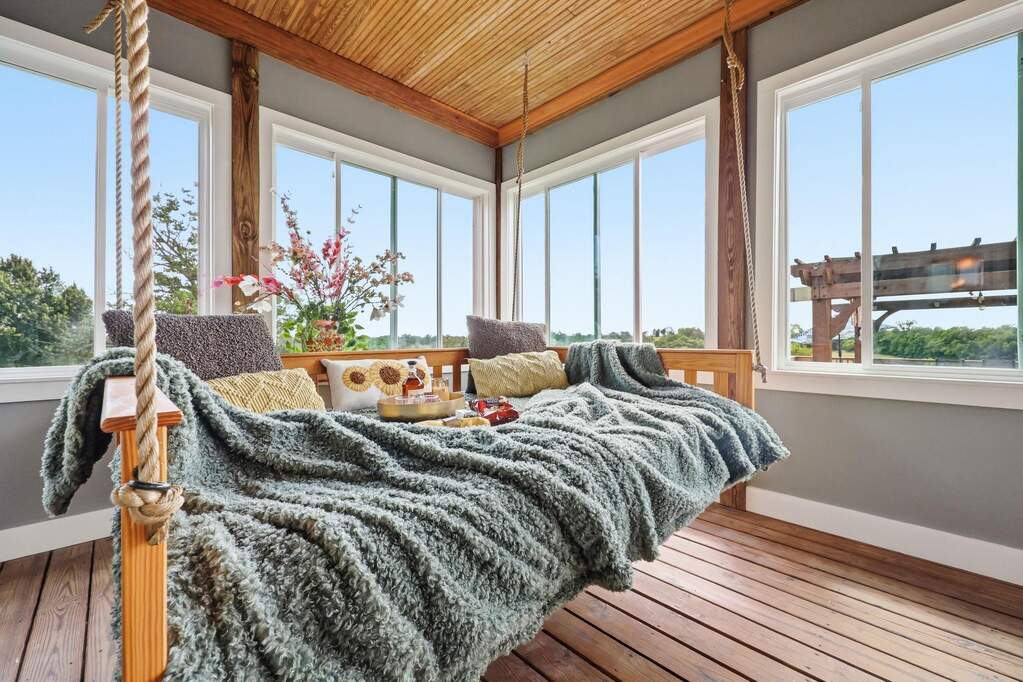 4 Bedroom Single Family Home/House's Image 11