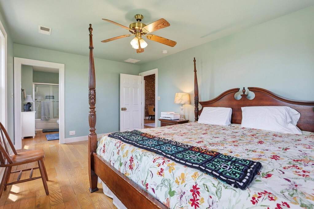 4 Bedroom Single Family Home/House's Image 45