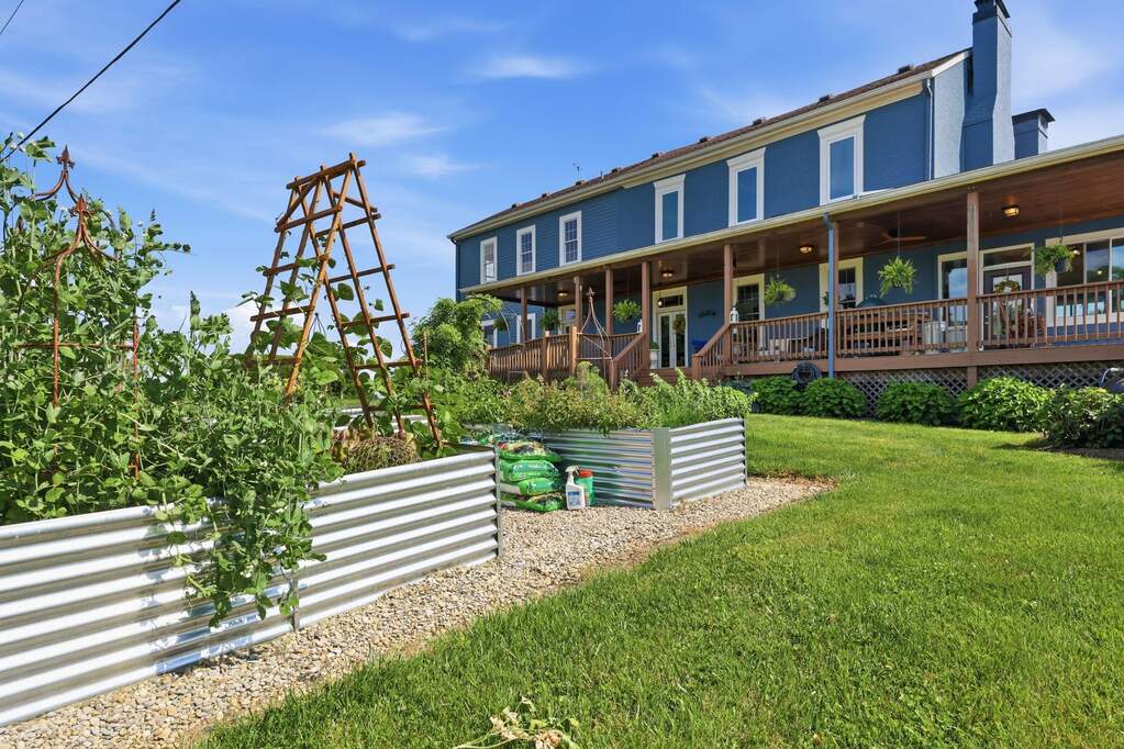 4 Bedroom Single Family Home/House's Image 64