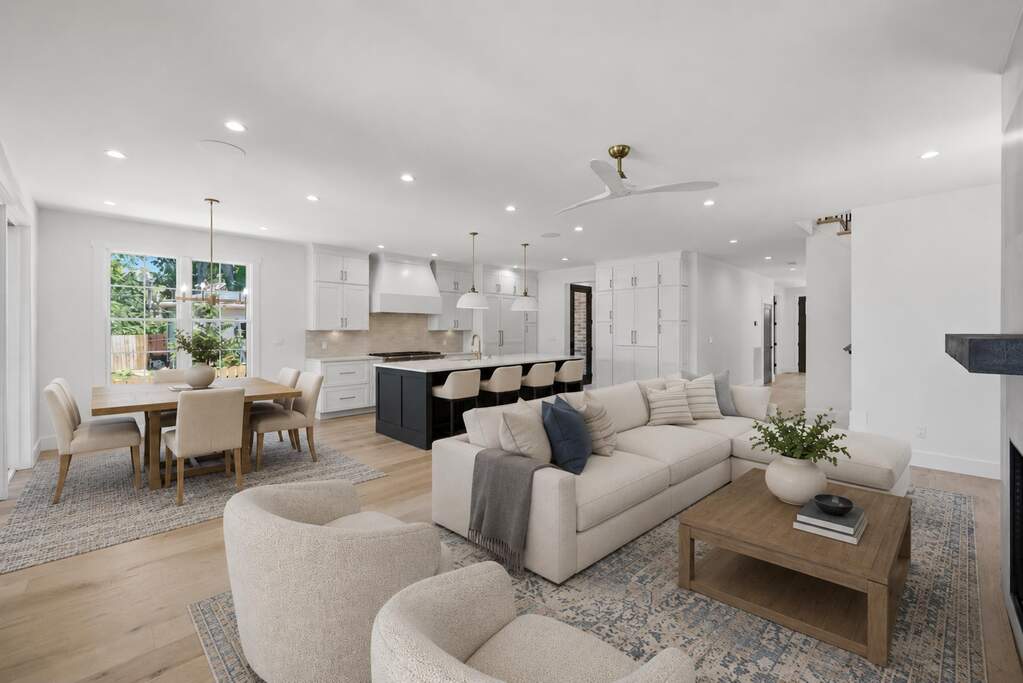 4 Bedroom Single Family Home/House's Image 12