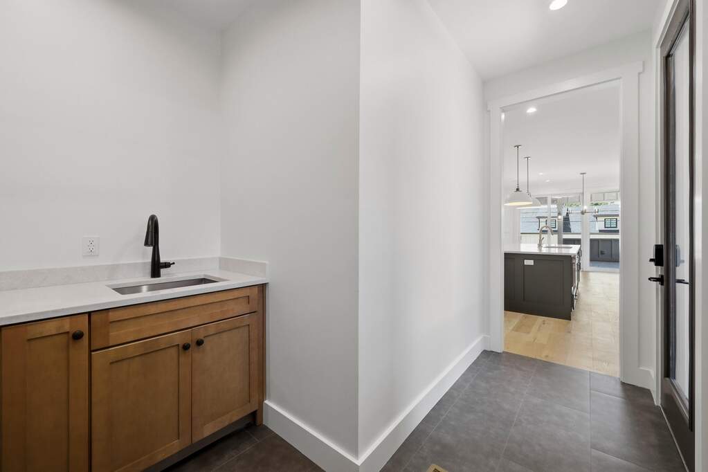 4 Bedroom Single Family Home/House's Image 24