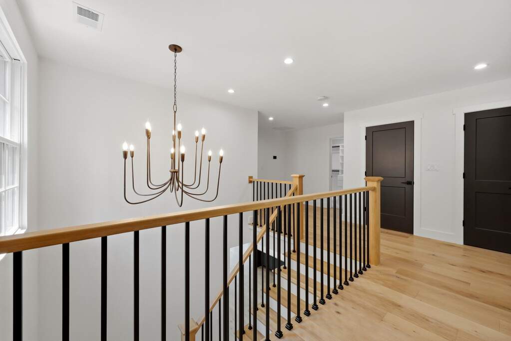 4 Bedroom Single Family Home/House's Image 25