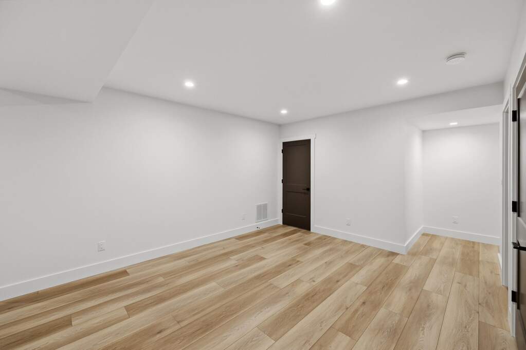 4 Bedroom Single Family Home/House's Image 46