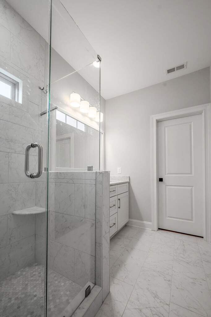 5 Bedroom Single Family Home/House's Image 16