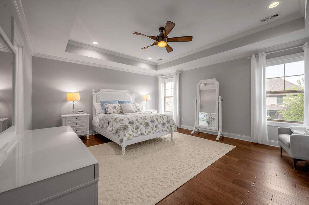 5 Bedroom Single Family Home/House's Image 17