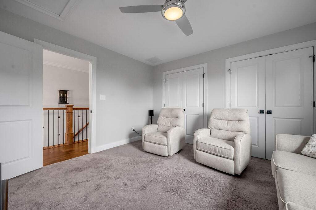 5 Bedroom Single Family Home/House's Image 27