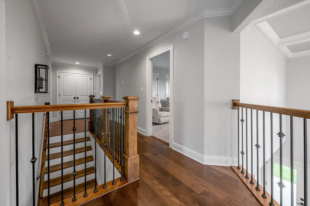 5 Bedroom Single Family Home/House's Image 32