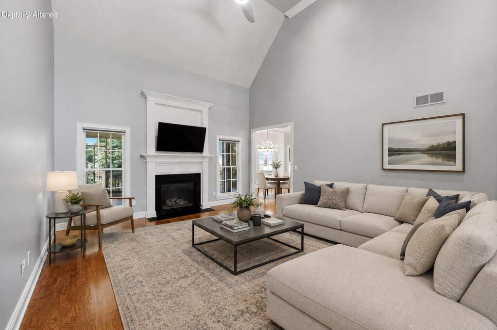 5 Bedroom Single Family Home/House's Image 9