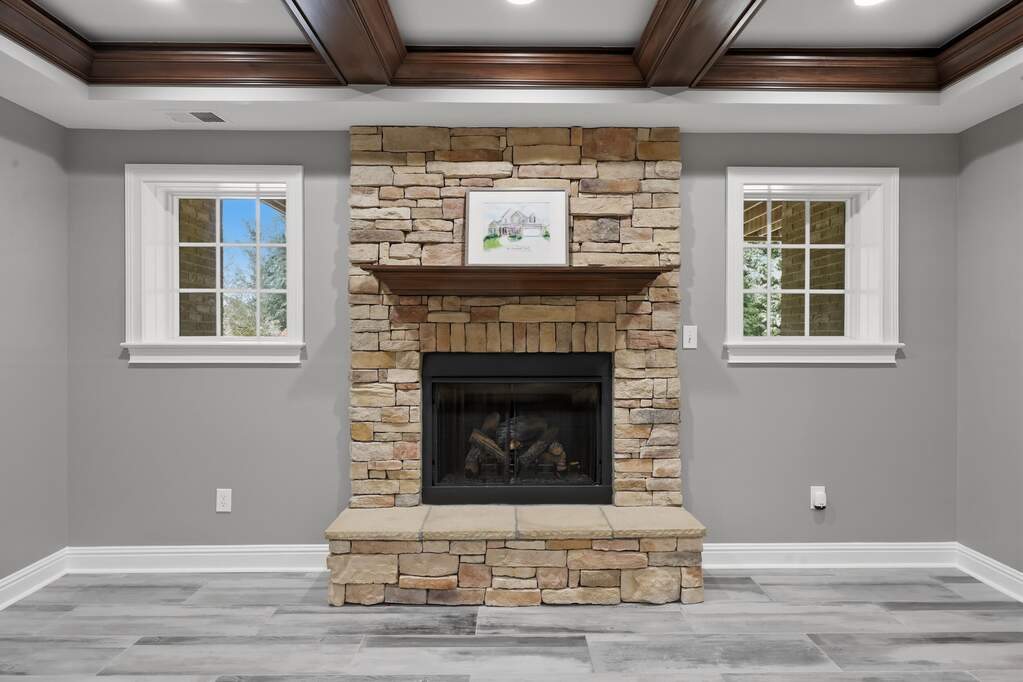 5 Bedroom Single Family Home/House's Image 28