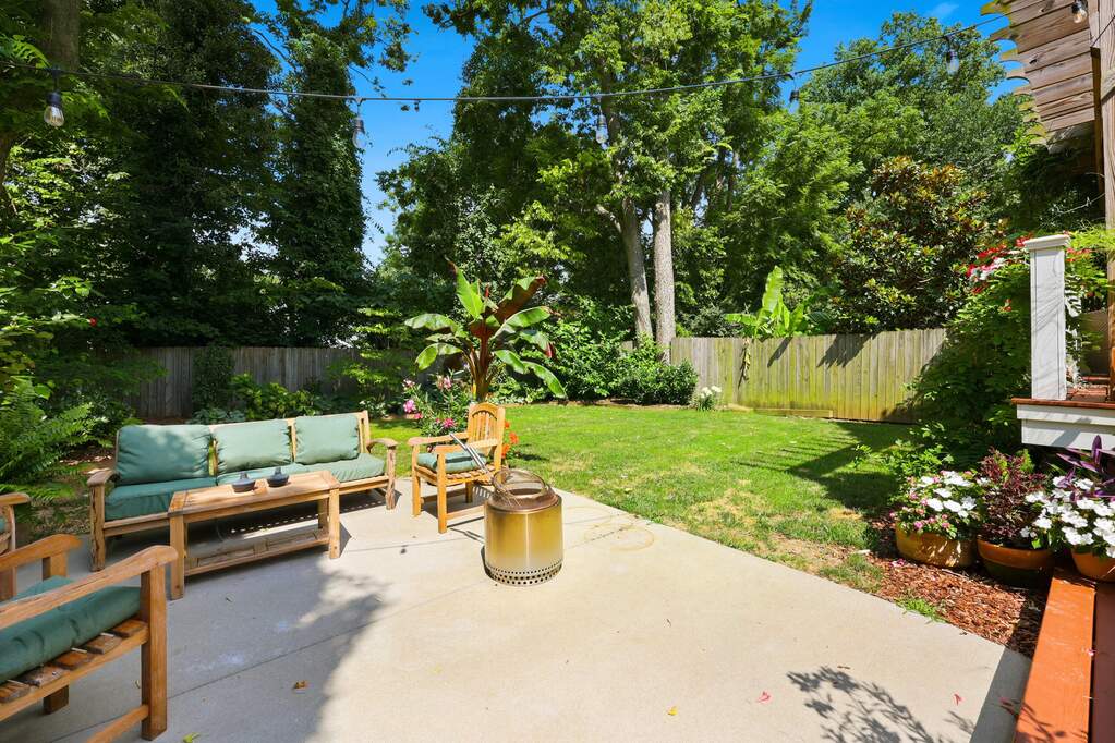 3 Bedroom Single Family Home/House's Image 49
