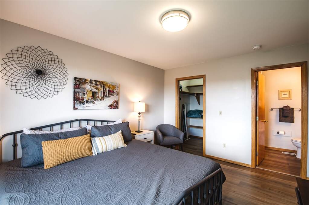 4 Bedroom Villa/Townhouse's Image 12