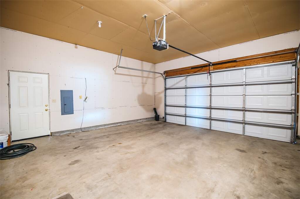 4 Bedroom Villa/Townhouse's Image 26