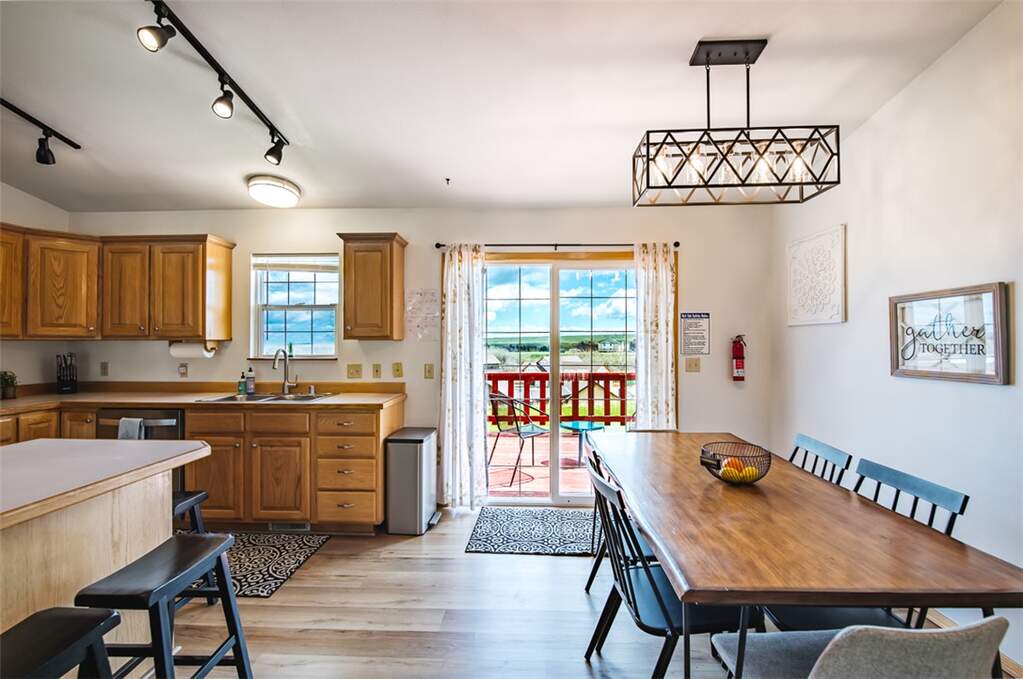 4 Bedroom Villa/Townhouse's Image 5