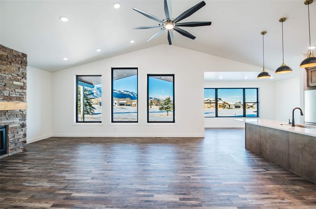3 Bedroom Single Family Home/House's Image 7