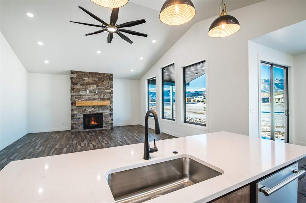 3 Bedroom Single Family Home/House's Image 13