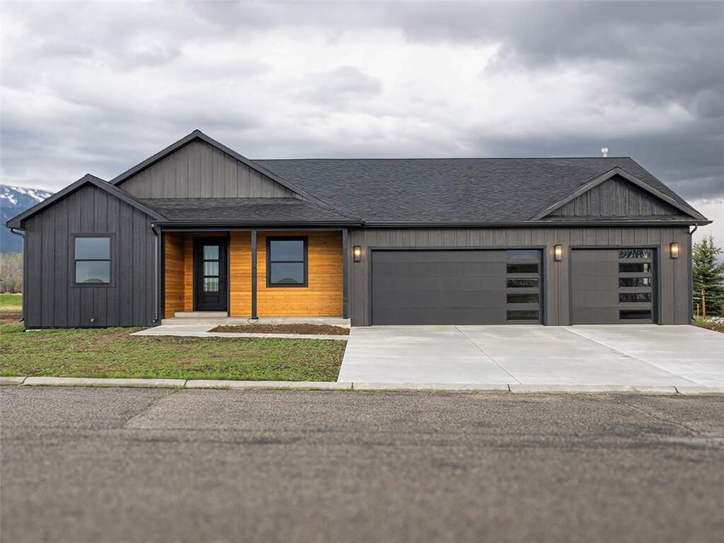 3 Bedroom Single Family Home/House's Image 33