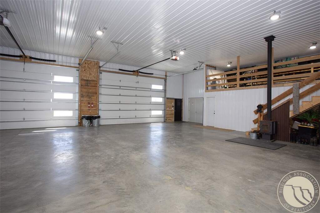 4 Bedroom Single Family Home/House's Image 28