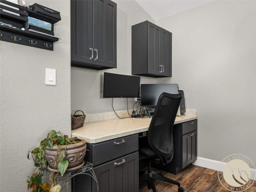 3 Bedroom Single Family Home/House's Image 12