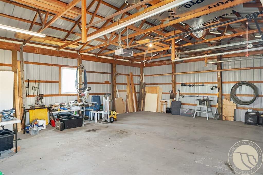 3 Bedroom Single Family Home/House's Image 28