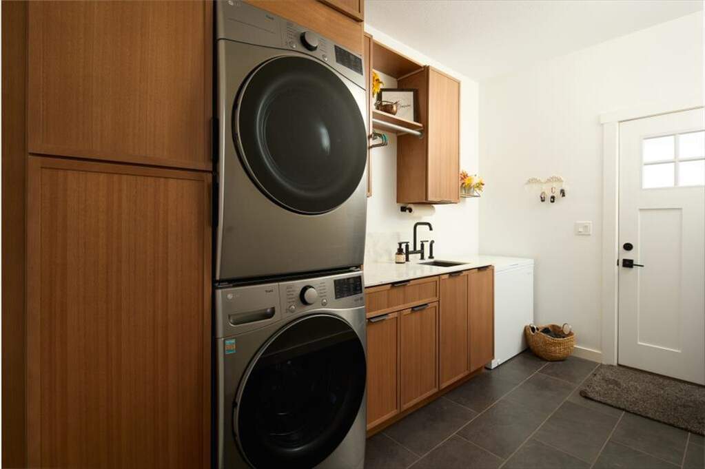 3 Bedroom Single Family Home/House's Image 13