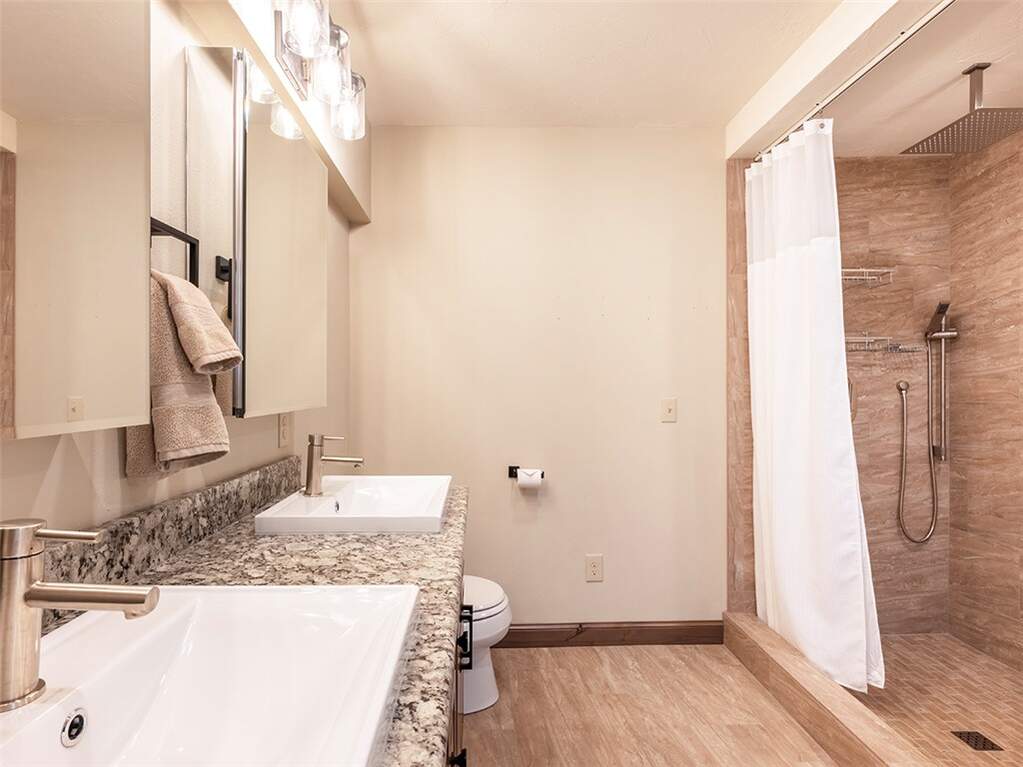 3 Bedroom Single Family Home/House's Image 29