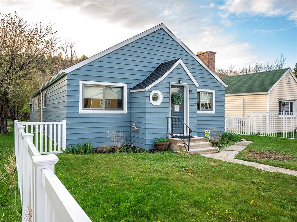 3 Bedroom Single Family Home/House's Image 35