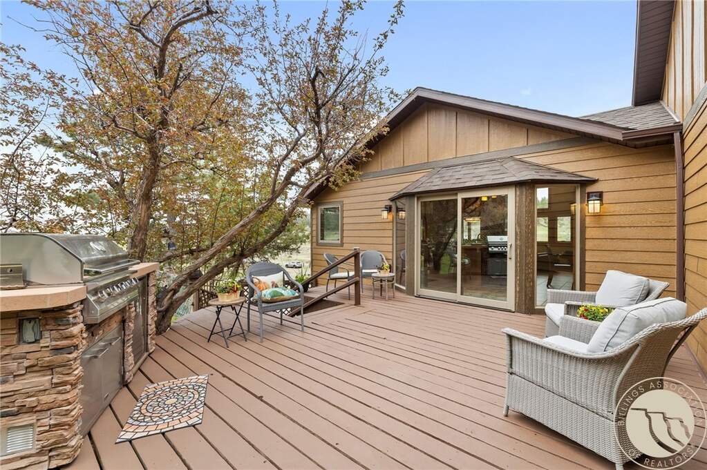 5 Bedroom Single Family Home/House's Image 25