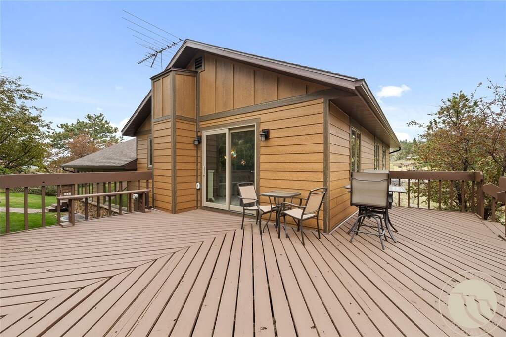 5 Bedroom Single Family Home/House's Image 31