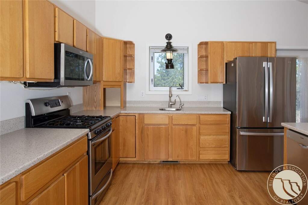 2 Bedroom Single Family Home/House's Image 7