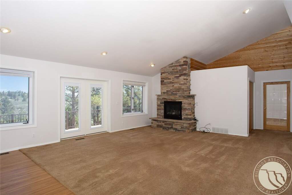 2 Bedroom Single Family Home/House's Image 4