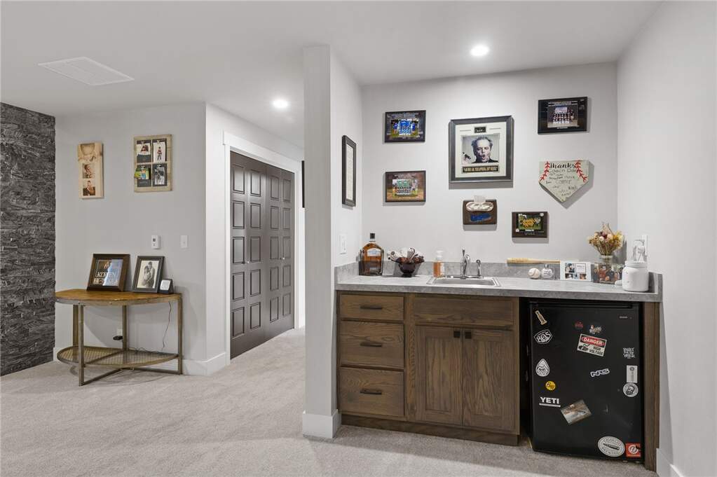 5 Bedroom Single Family Home/House's Image 20