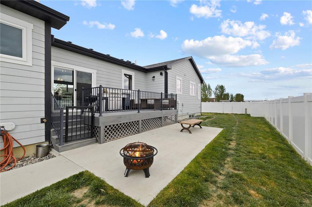 5 Bedroom Single Family Home/House's Image 28