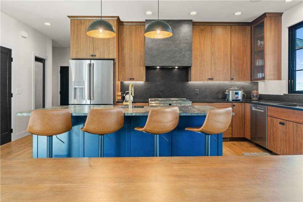 4 Bedroom Single Family Home/House's Image 14
