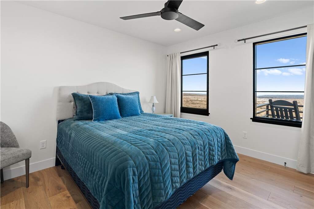 4 Bedroom Single Family Home/House's Image 34