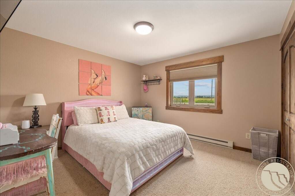 3 Bedroom Single Family Home/House's Image 14
