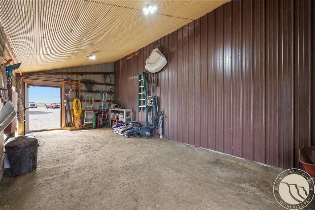 3 Bedroom Single Family Home/House's Image 33