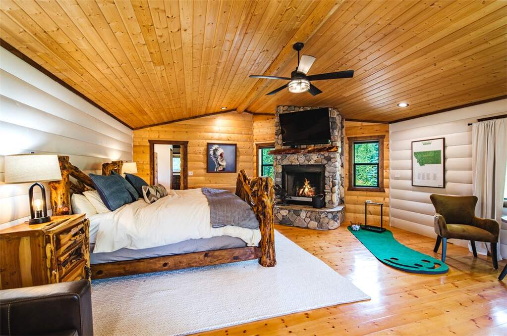4 Bedroom Single Family Home/House's Image 23