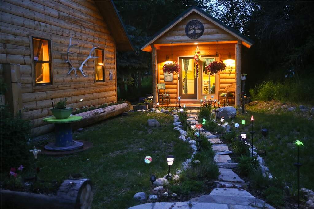 4 Bedroom Single Family Home/House's Image 37