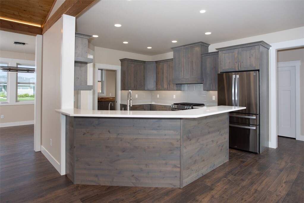 4 Bedroom Single Family Home/House's Image 14