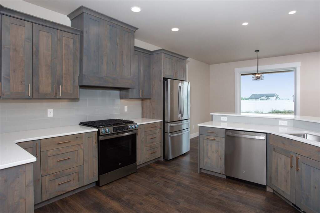4 Bedroom Single Family Home/House's Image 17