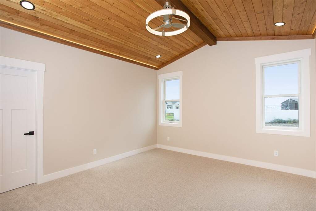4 Bedroom Single Family Home/House's Image 26