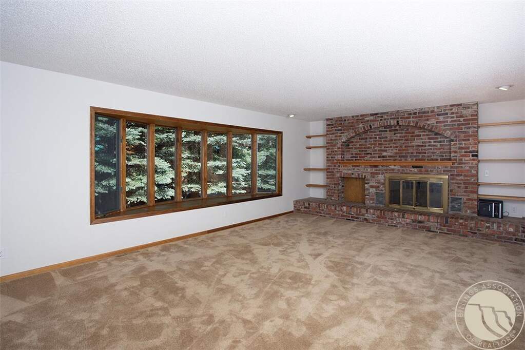 4 Bedroom Single Family Home/House's Image 12