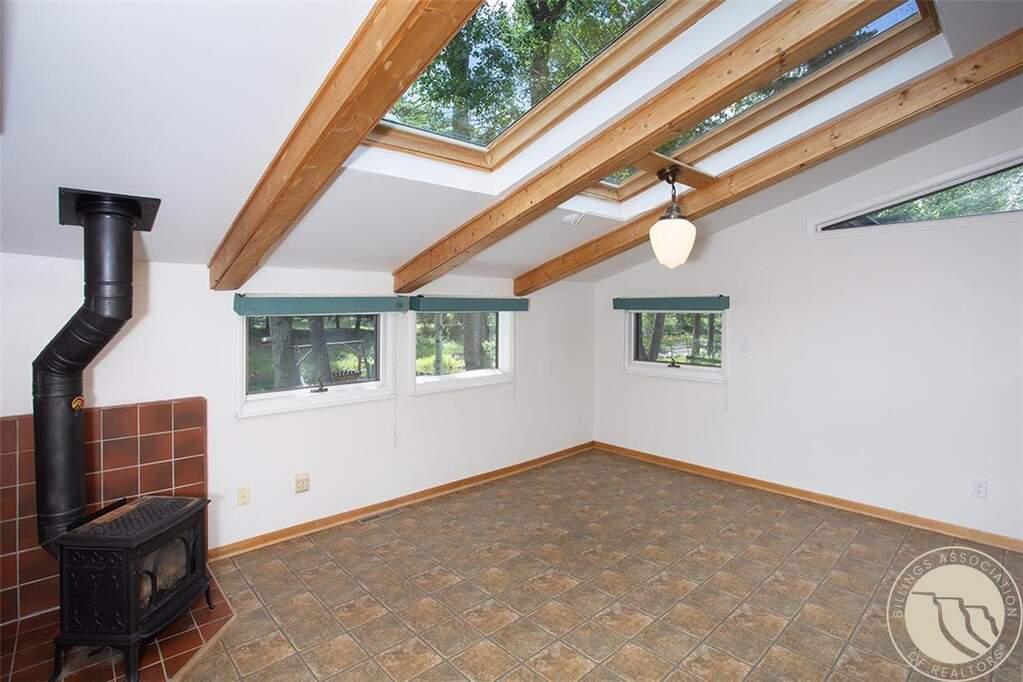 4 Bedroom Single Family Home/House's Image 20