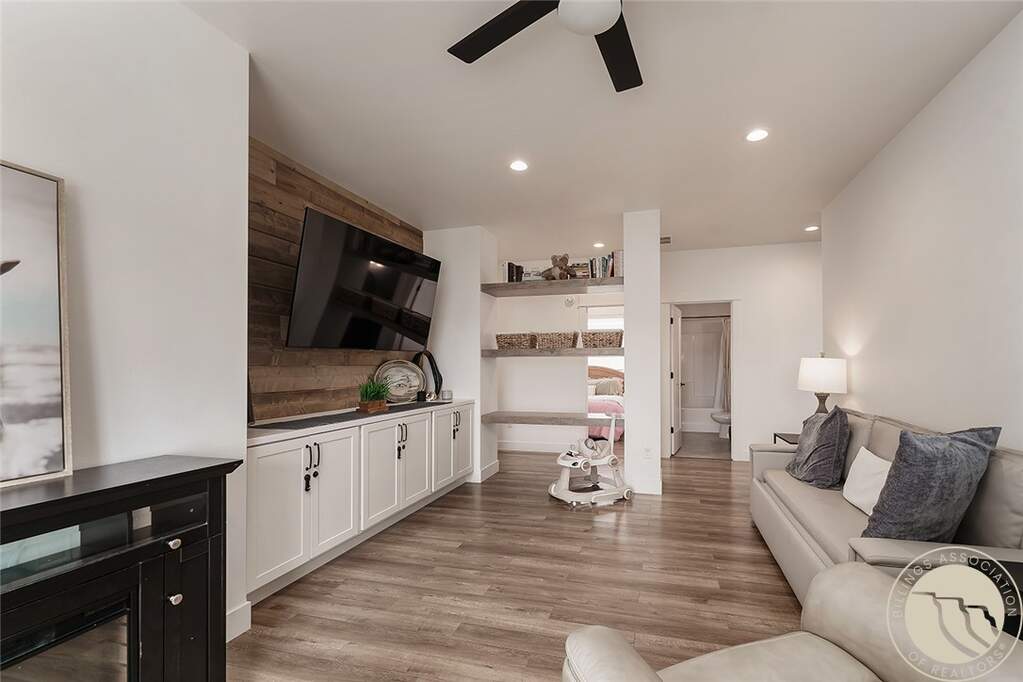 4 Bedroom Single Family Home/House's Image 12